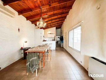 Casa en venta - 4 Dormitorios 2 Baños - 500Mts2 - City Bell