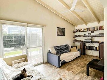 Casa en venta - 4 Dormitorios 2 Baños - 500Mts2 - City Bell