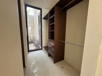 Casa remodelada en venta en el Barrio de Santiago, Mérida, Yucatán