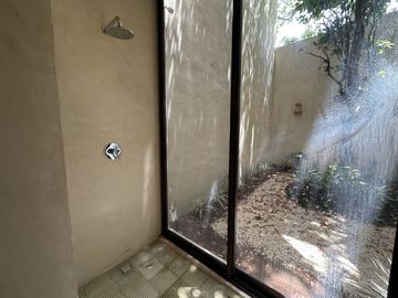 Casa remodelada en venta en el Barrio de Santiago, Mérida, Yucatán