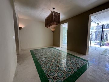 Casa remodelada en venta en el Barrio de Santiago, Mérida, Yucatán