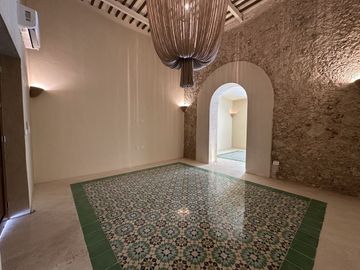 Casa remodelada en venta en el Barrio de Santiago, Mérida, Yucatán