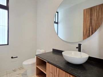 Venta de Hermosa Casa de 3 Recámaras en Fraccionamiento La Rioja Norte de Colima