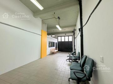 Impecable Galpon/Deposito de 200m2 en Venta