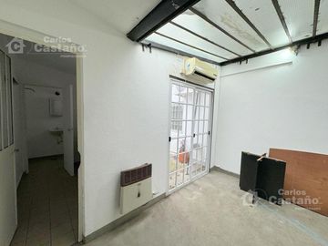 Impecable Galpon/Deposito de 200m2 en Venta