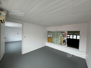 Impecable Galpon/Deposito de 200m2 en Venta