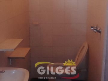 Venta PH 3 Amb. Pta. Baja en MOrón - Buen Estado  con Patio