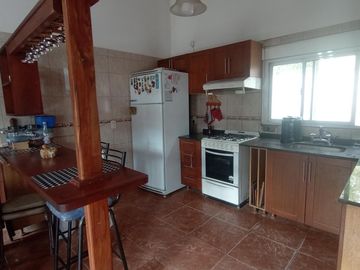 Casa en venta con Gas Natural y ubicación comercial, Las Tapias, Traslasierra