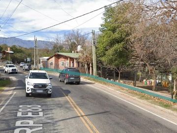 Casa en venta con Gas Natural y ubicación comercial, Las Tapias, Traslasierra