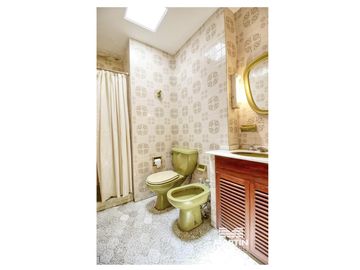 Casa 5 amb en 3 plantas con jardín y playroom - La Lucila