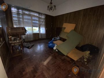 VENTA CHALET DE 4 DORMITORIOS CON 1.000M2 A RECICLAR