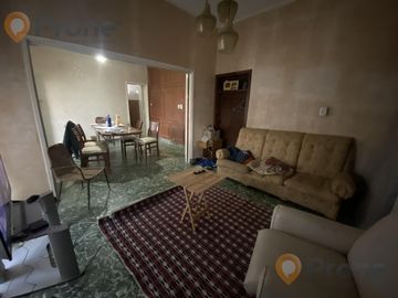 VENTA CHALET DE 4 DORMITORIOS CON 1.000M2 A RECICLAR