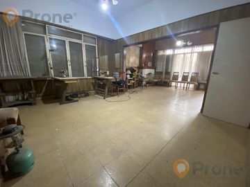 VENTA CHALET DE 4 DORMITORIOS CON 1.000M2 A RECICLAR