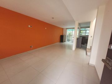 Casa en venta en Villas de San Mateo , 3 recamaras  con patio.