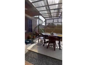 Casa campestre con piscina en venta - Santa Elena El Cerrito Valle