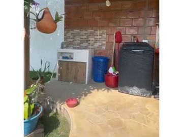 Casa campestre con piscina en venta - Santa Elena El Cerrito Valle