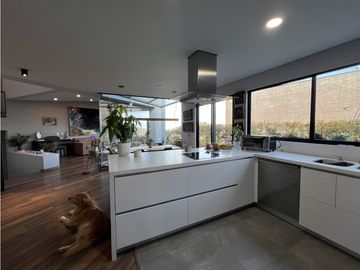 CASA EN VENTA EN ENVIGADO ALTO DEL ESCOBERO