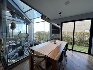 CASA EN VENTA EN ENVIGADO ALTO DEL ESCOBERO
