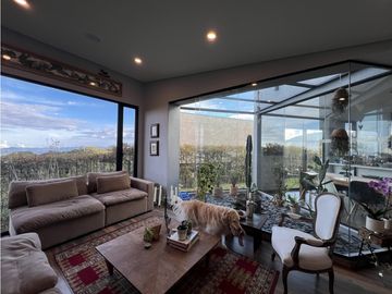 CASA EN VENTA EN ENVIGADO ALTO DEL ESCOBERO