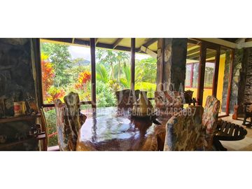 Se Vende Hermosa Casa en Altos del Maria COD. 448----