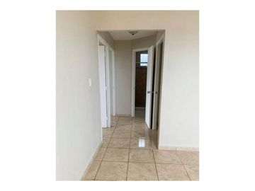 COD06 Casa en venta - Brisas del Golf Arraiján (en esquina)