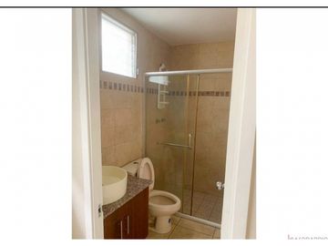 COD06 Casa en venta - Brisas del Golf Arraiján (en esquina)