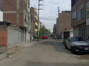 IMPONENTE CASA EN ATE VITARTE