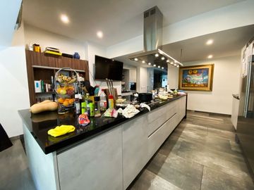 DEPARTAMENTO EN VENTA, LOMAS COUNTRY CLUB, VIGILANCIA, AMENIDADES.