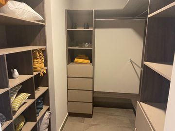 VENTA DEPARTAMENTO/ LOFT  EN ZONA VALLE PONIENTE