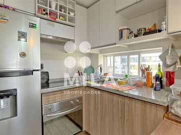 Departamento en Venta en Depto 1 cuadra futura línea 8, 2D2B