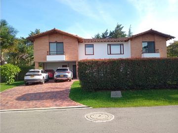 Casa campestre Llanogrande