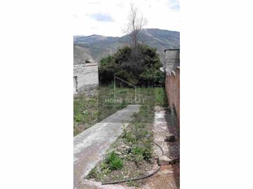 EN VENTA TERRENO DE 962m2 EXELENTE UBICACIÓN A EN CARCELEN