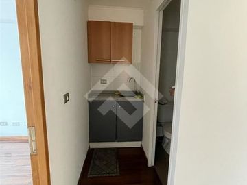 Oficina en Venta en Entre Barrio Suecia y Tobalaba, Edificio Conexión