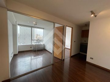 Oficina en Venta en Entre Barrio Suecia y Tobalaba, Edificio Conexión