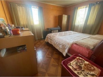 Casa en P. Aguirre Cerda  Gran terreno