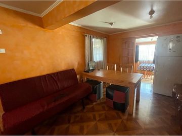 Casa en P. Aguirre Cerda  Gran terreno