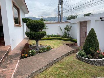 VENTA CASA, URBANIZACION SAN JOSE DEL VALLE, LOS CHILLOS