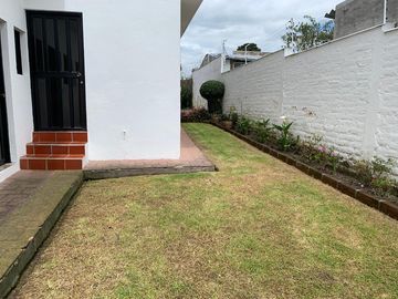 VENTA CASA, URBANIZACION SAN JOSE DEL VALLE, LOS CHILLOS