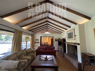 Casa en Venta en Chicureo / Piedra Roja