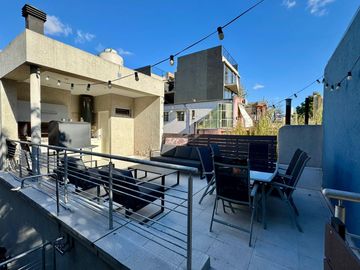 146m2, PH EN PALERMO! - Entrada independiente Al Frente Patio Y Terraza