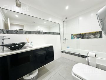 146m2, PH EN PALERMO! - Entrada independiente Al Frente Patio Y Terraza