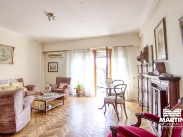 Casa PH Dpto en venta en Olivos 4 ambientes. Apto multiples usos. Lote 4.33x27