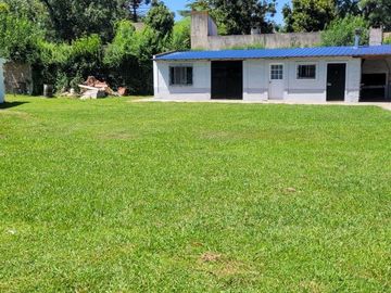 Casa quinta en venta - 4 Dormitorios 5 Baños - 2.700Mts2 - Virrey del Pino