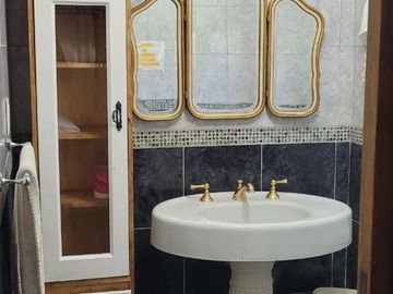 Casa quinta en venta - 4 Dormitorios 5 Baños - 2.700Mts2 - Virrey del Pino
