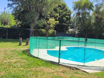 Casa quinta en venta - 4 Dormitorios 5 Baños - 2.700Mts2 - Virrey del Pino
