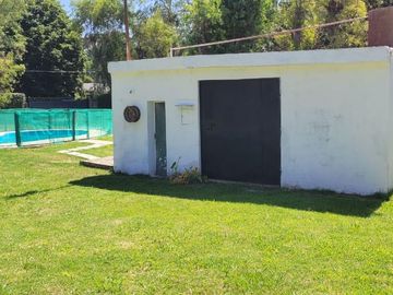 Casa quinta en venta - 4 Dormitorios 5 Baños - 2.700Mts2 - Virrey del Pino