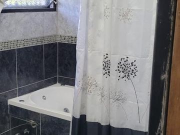 Casa quinta en venta - 4 Dormitorios 5 Baños - 2.700Mts2 - Virrey del Pino