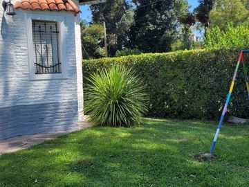 Casa quinta en venta - 4 Dormitorios 5 Baños - 2.700Mts2 - Virrey del Pino