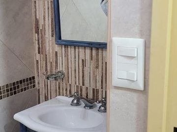 Casa quinta en venta - 4 Dormitorios 5 Baños - 2.700Mts2 - Virrey del Pino