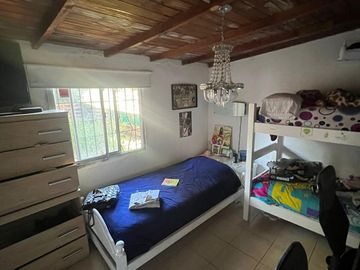 Casa en  Don torcuato cerca de Hindu Club